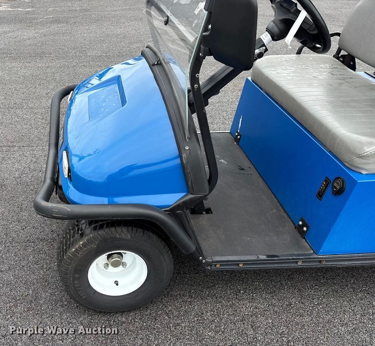image for item EN5733 Columbia golf cart