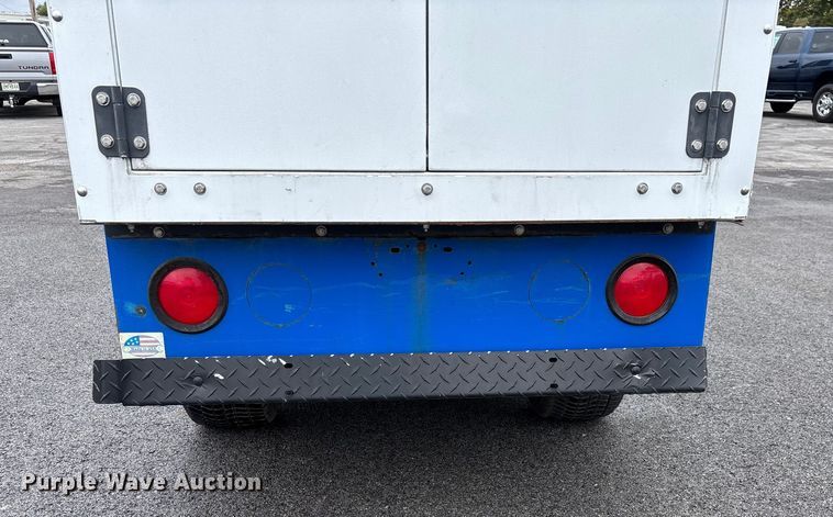 image for item EN5733 Columbia golf cart