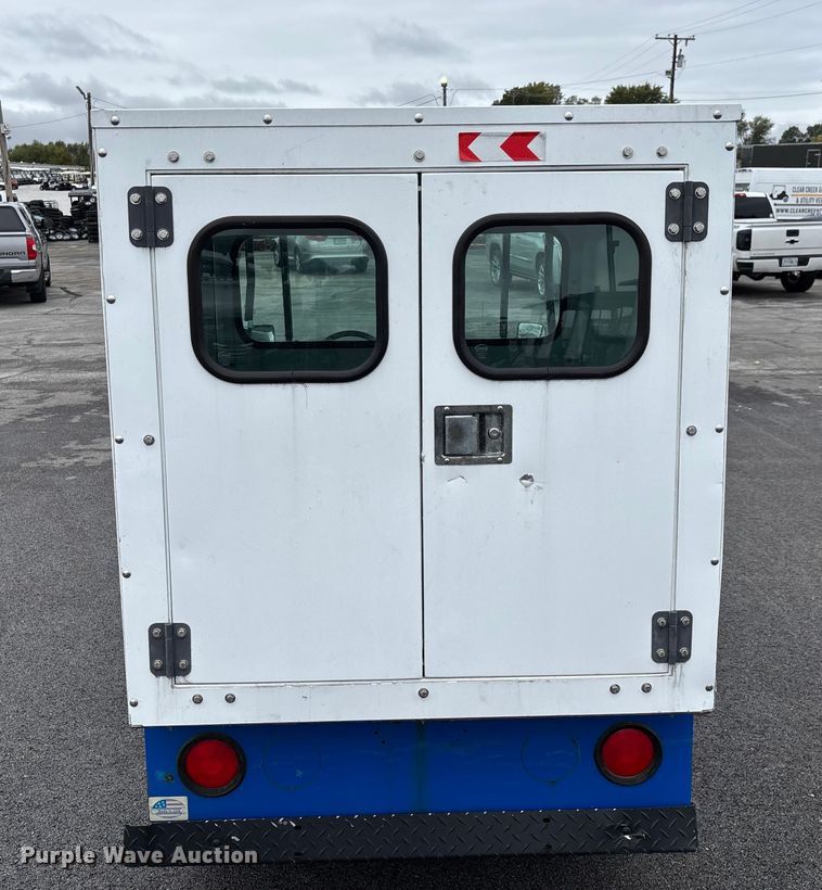 image for item EN5733 Columbia golf cart