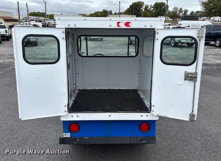 image for item EN5733 Columbia golf cart