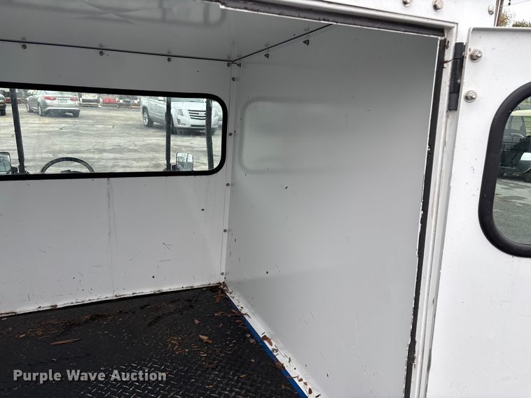 image for item EN5733 Columbia golf cart