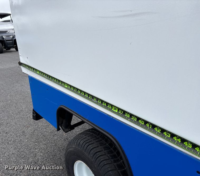 image for item EN5733 Columbia golf cart