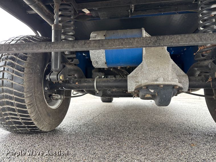 image for item EN5733 Columbia golf cart