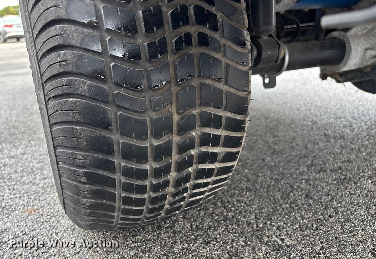 image for item EN5733 Columbia golf cart