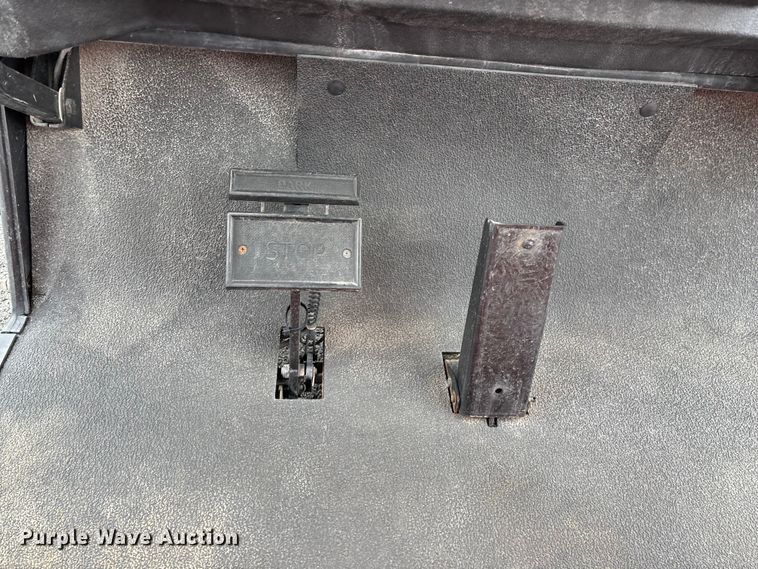 image for item EN5734 Columbia EU4-S-48 golf cart