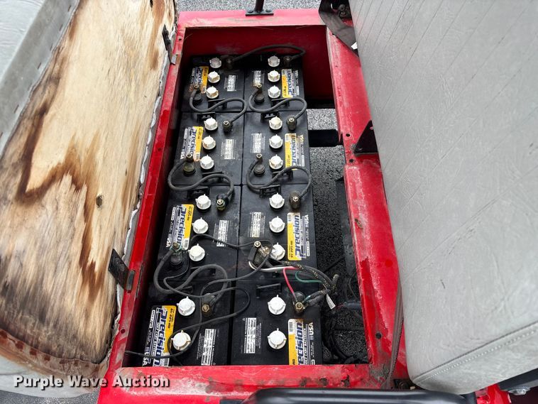 image for item EN5734 Columbia EU4-S-48 golf cart