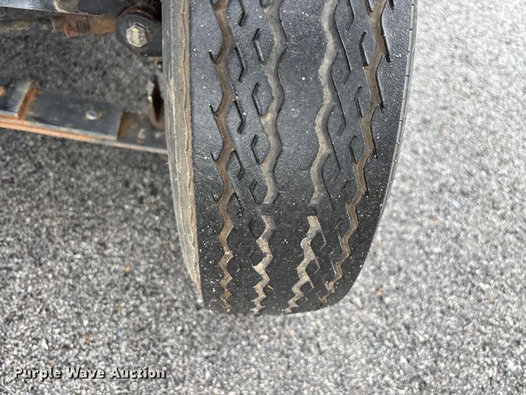 image for item EN5734 Columbia EU4-S-48 golf cart