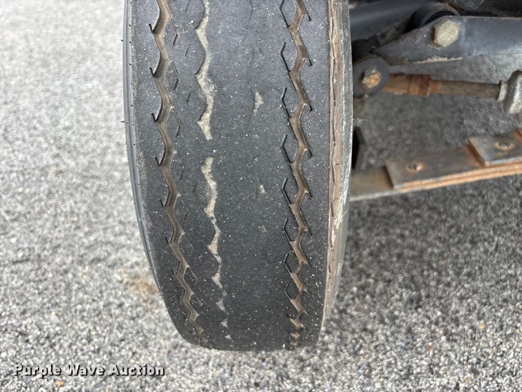 image for item EN5734 Columbia EU4-S-48 golf cart