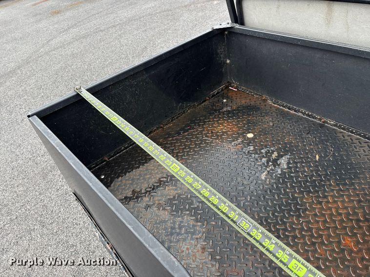 image for item EN5735 Columbia golf cart