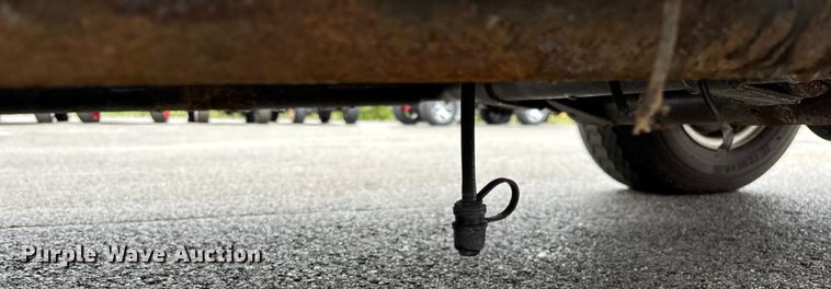 image for item EN5735 Columbia golf cart