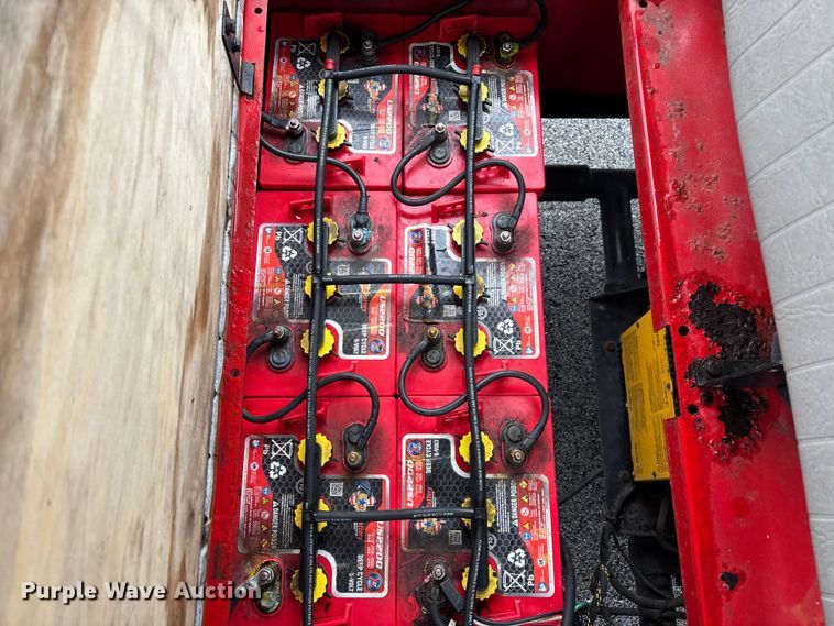 image for item EN5735 Columbia golf cart