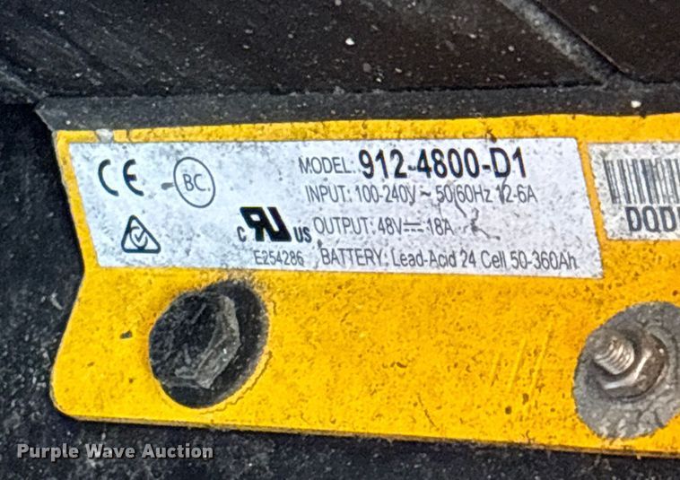 image for item EN5735 Columbia golf cart