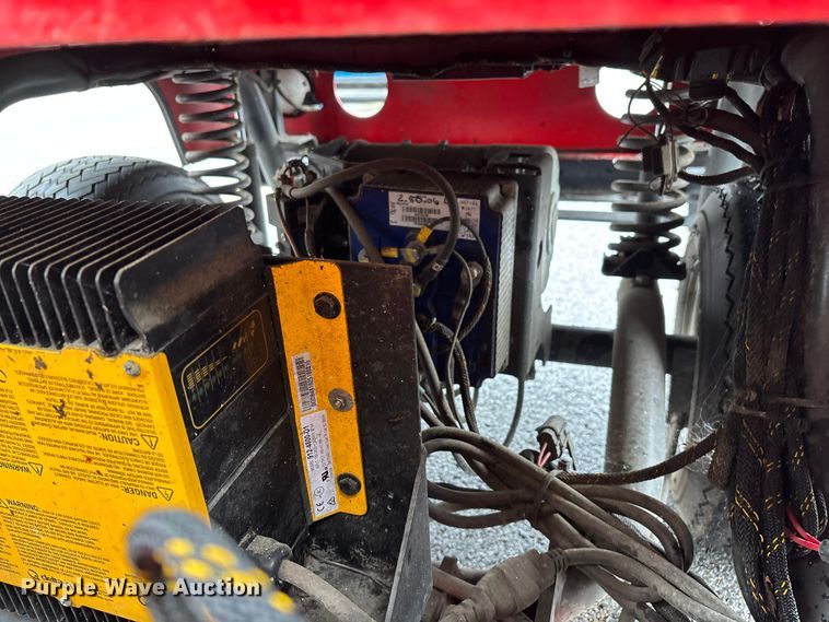 image for item EN5735 Columbia golf cart