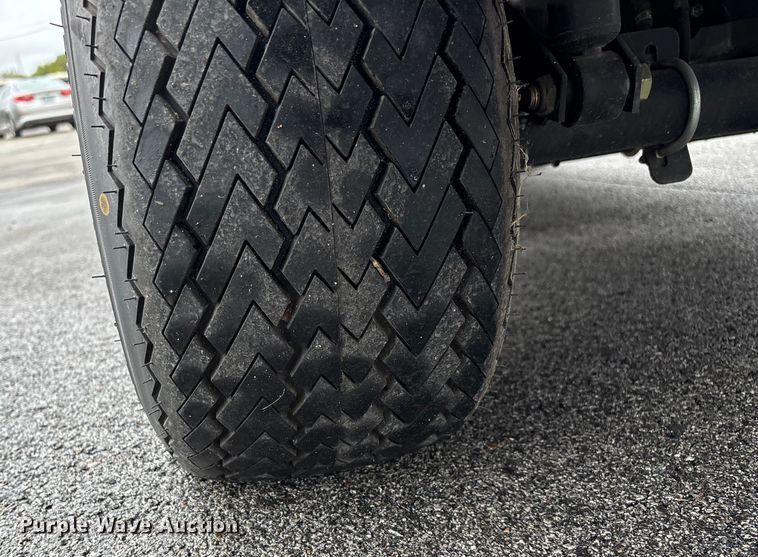 image for item EN5735 Columbia golf cart