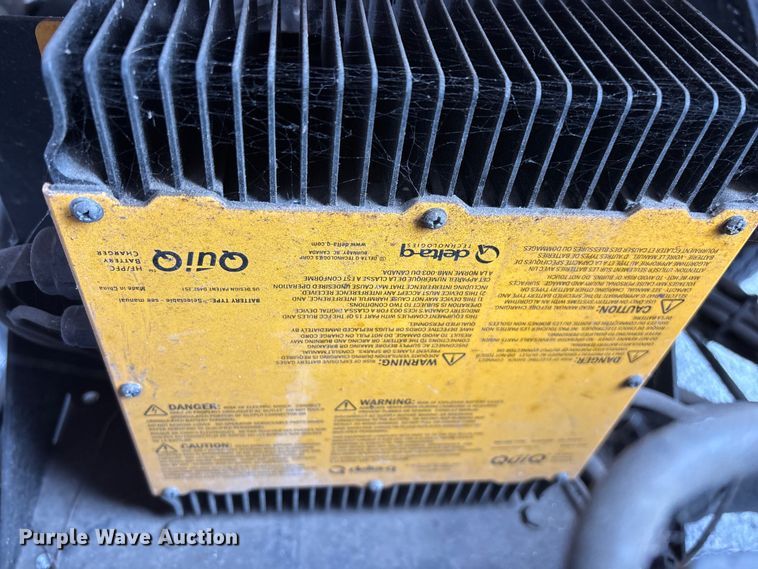 image for item EN5736 Columbia golf cart