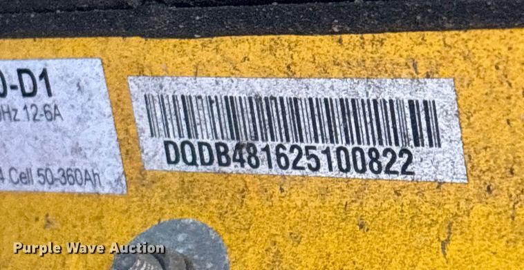 image for item EN5736 Columbia golf cart