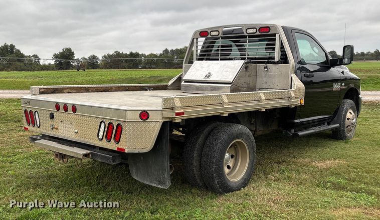 image for item EN5747 2014 RAM 3500 flatbed pickup truck