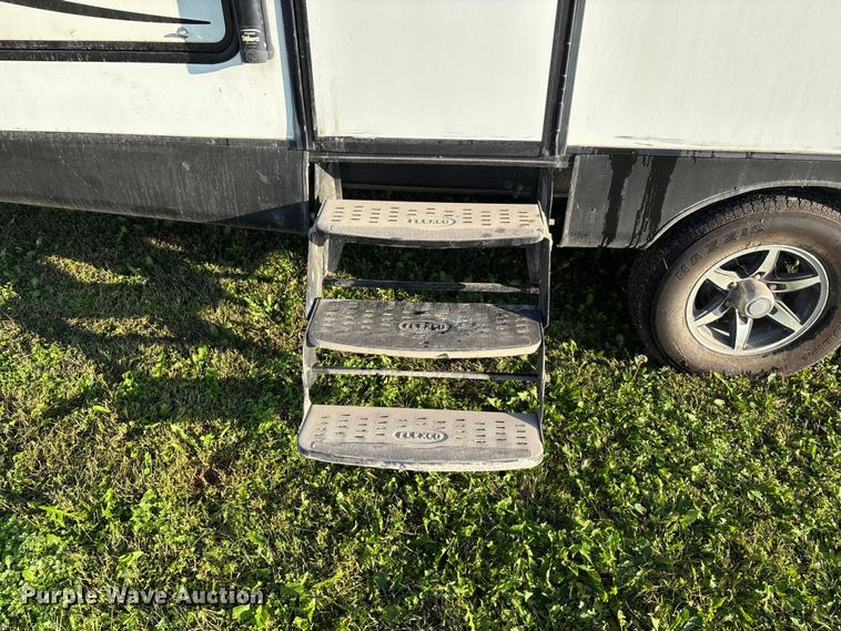 image for item EN5754 2018 Forest River Vibe camper