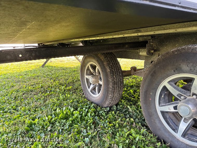 image for item EN5754 2018 Forest River Vibe camper