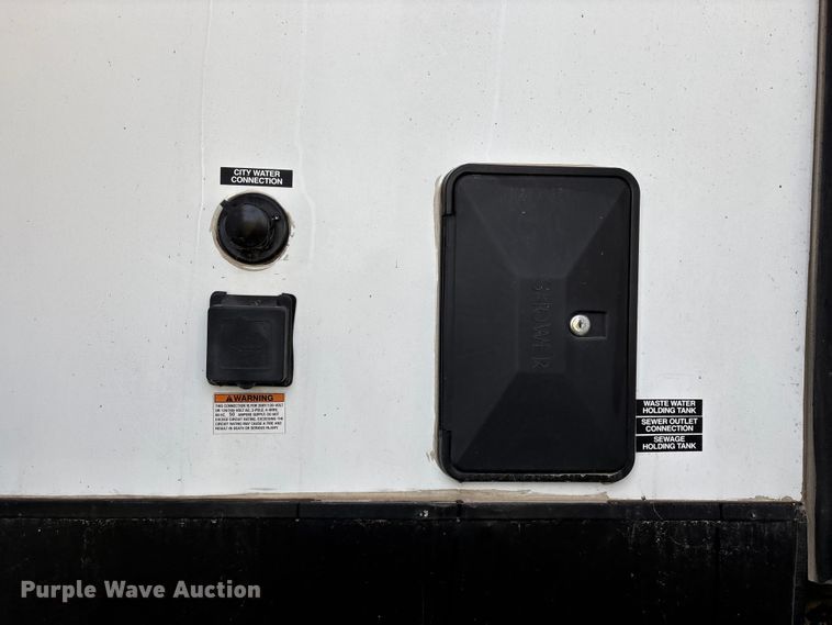 image for item EN5754 2018 Forest River Vibe camper