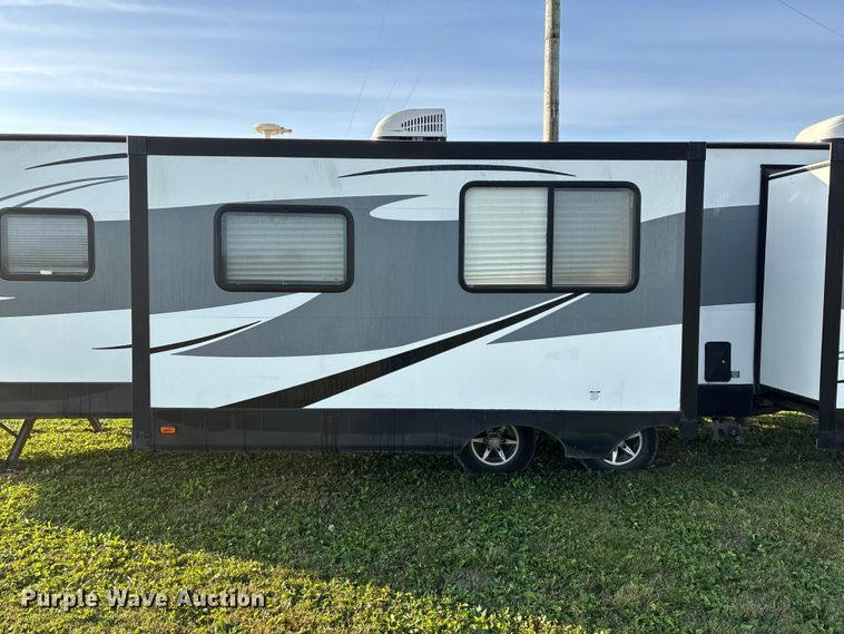 image for item EN5754 2018 Forest River Vibe camper