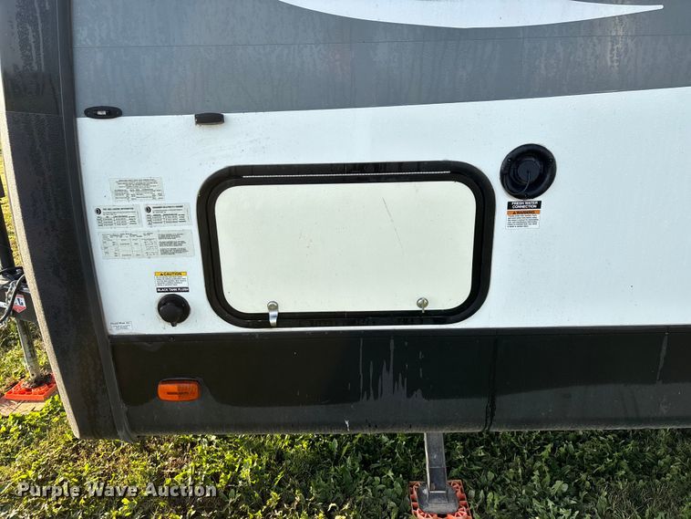 image for item EN5754 2018 Forest River Vibe camper