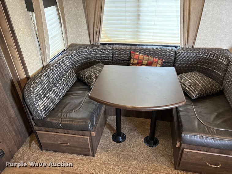 image for item EN5754 2018 Forest River Vibe camper