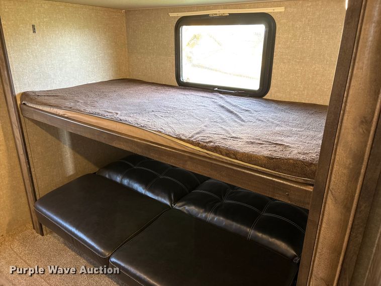 image for item EN5754 2018 Forest River Vibe camper