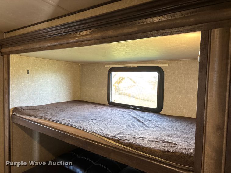 image for item EN5754 2018 Forest River Vibe camper