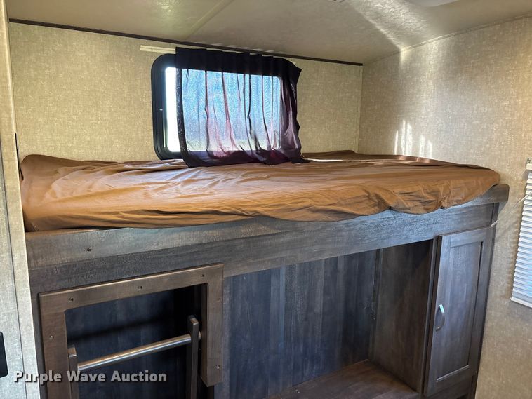 image for item EN5754 2018 Forest River Vibe camper