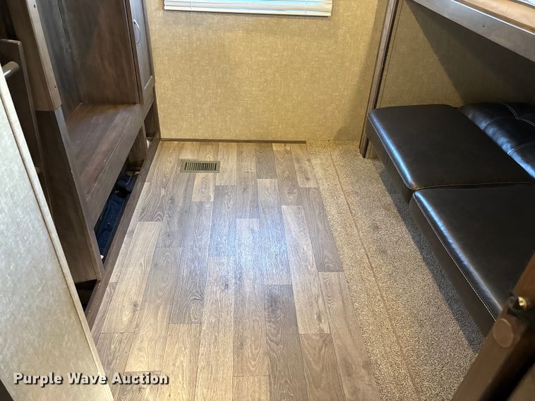 image for item EN5754 2018 Forest River Vibe camper