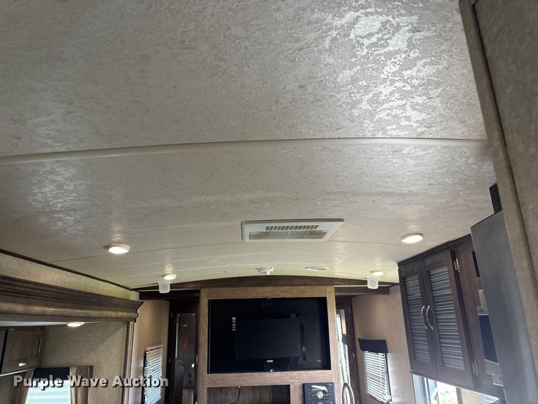 image for item EN5754 2018 Forest River Vibe camper