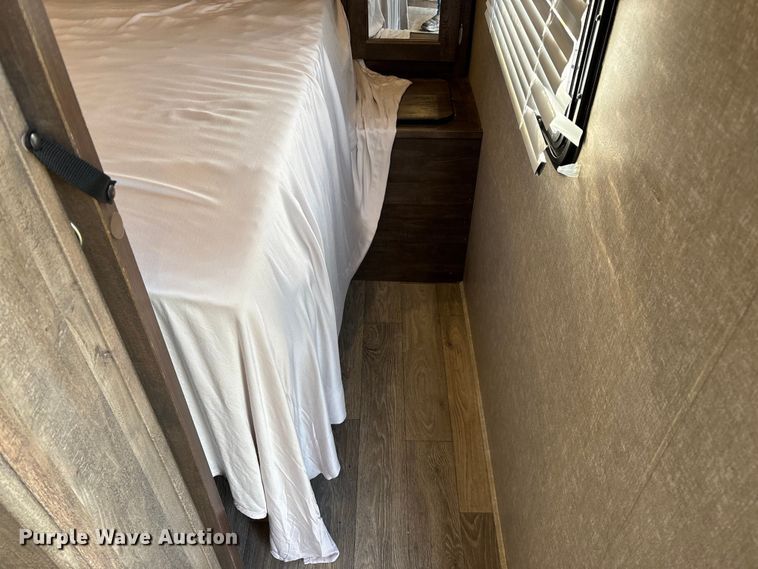 image for item EN5754 2018 Forest River Vibe camper