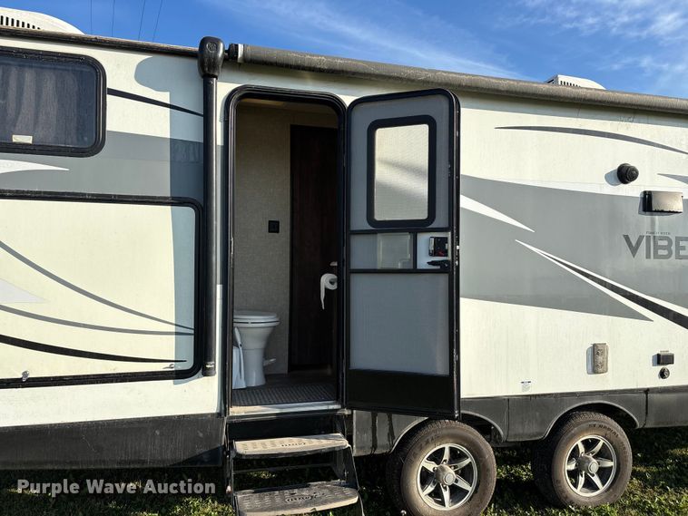 image for item EN5754 2018 Forest River Vibe camper