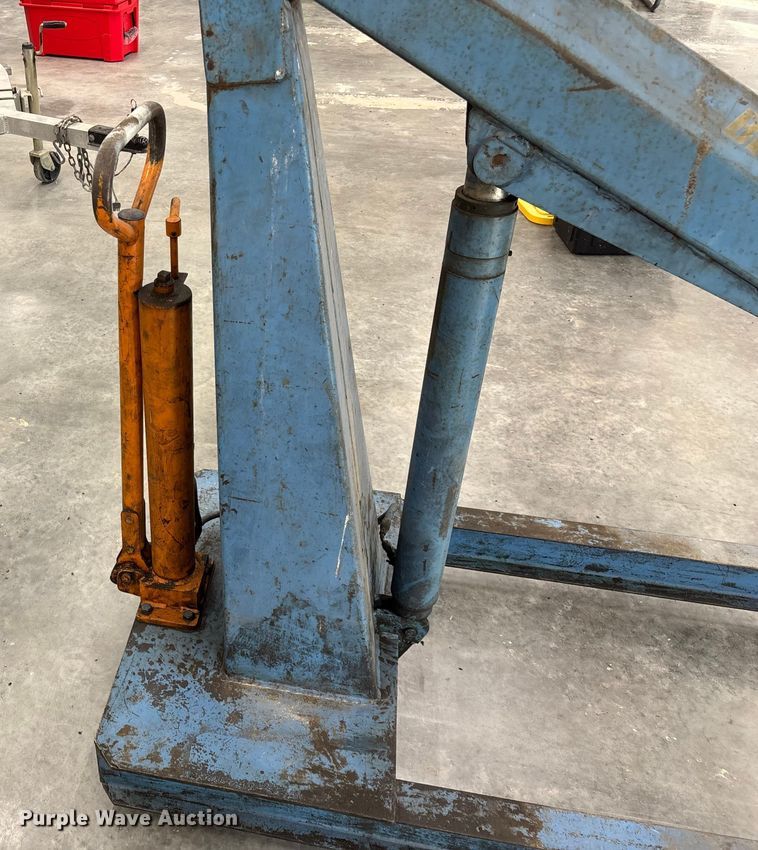 image for item EN5757 Blue Giant MFC 1004 engine hoist