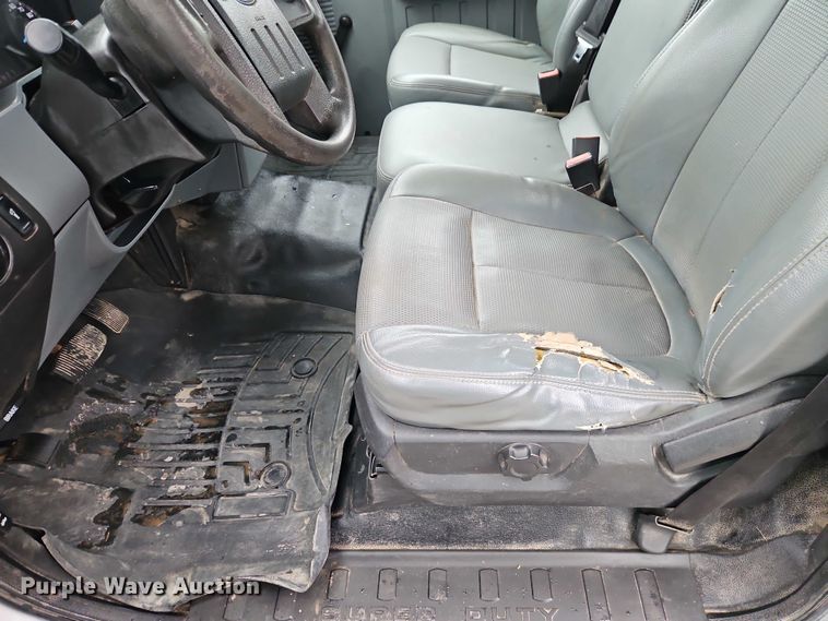 image for item EO4741 2013 Ford F350 Super Duty XL pickup truck cab and chassis