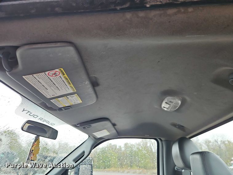 image for item EO4741 2013 Ford F350 Super Duty XL pickup truck cab and chassis