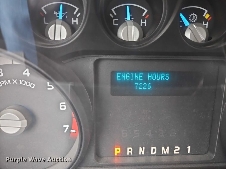 image for item EO4741 2013 Ford F350 Super Duty XL pickup truck cab and chassis