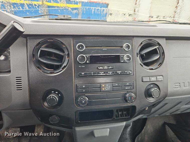 image for item EO4741 2013 Ford F350 Super Duty XL pickup truck cab and chassis