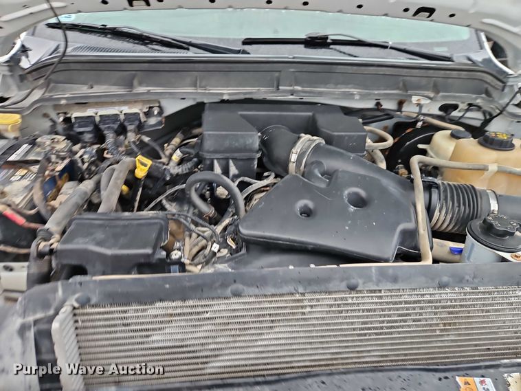 image for item EO4741 2013 Ford F350 Super Duty XL pickup truck cab and chassis