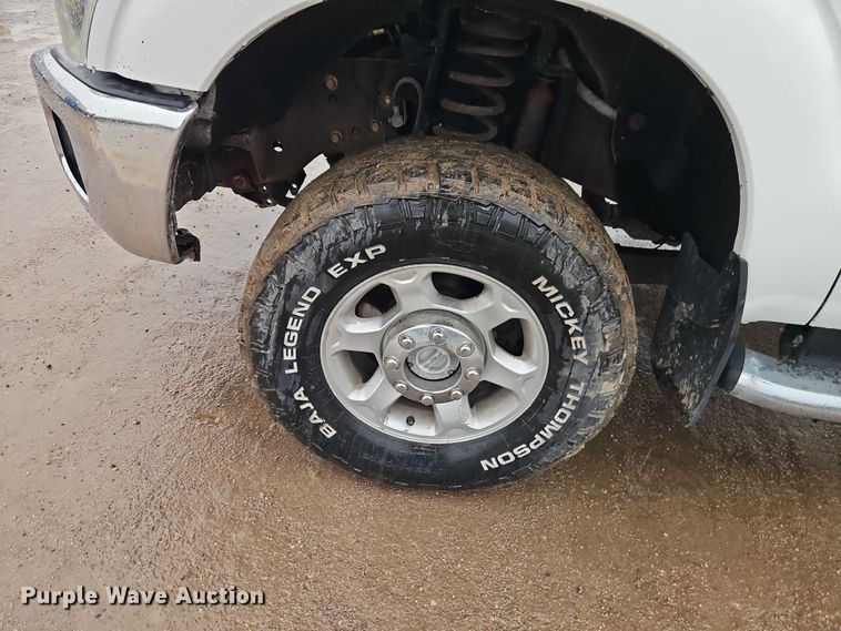 image for item EO4741 2013 Ford F350 Super Duty XL pickup truck cab and chassis