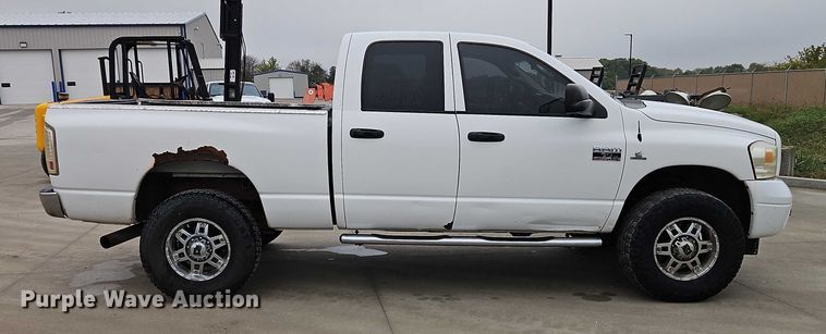 image for item EO4746 2007 Dodge Ram 2500 Quad Cab pickup truck
