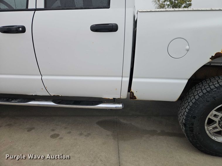 image for item EO4746 2007 Dodge Ram 2500 Quad Cab pickup truck
