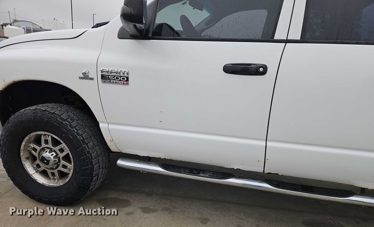 image for item EO4746 2007 Dodge Ram 2500 Quad Cab pickup truck