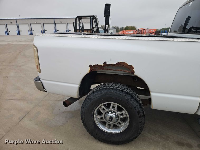 image for item EO4746 2007 Dodge Ram 2500 Quad Cab pickup truck