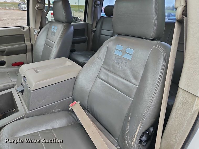 image for item EO4746 2007 Dodge Ram 2500 Quad Cab pickup truck