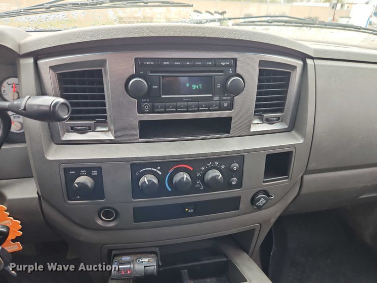 image for item EO4746 2007 Dodge Ram 2500 Quad Cab pickup truck