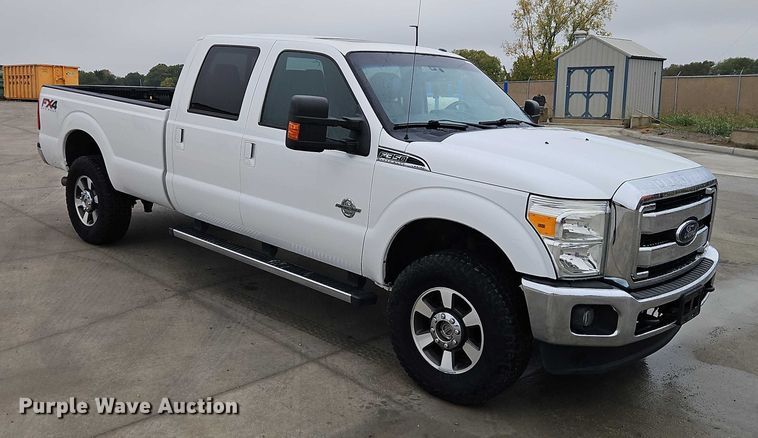 image for item EO4748 2015 Ford F350 Crew Cab pickup truck