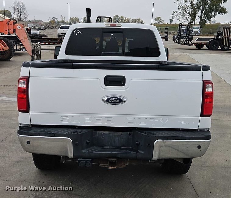 image for item EO4748 2015 Ford F350 Crew Cab pickup truck