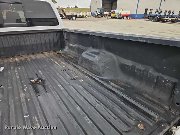 image for item EO4748 2015 Ford F350 Crew Cab pickup truck